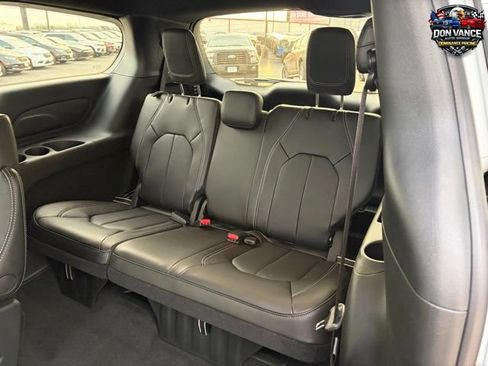 New 2026 Chrysler Pacifica Select w/ S Appearance Package image 22