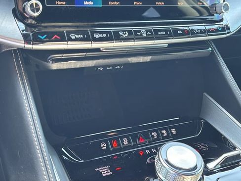 New 2026 Jeep Grand Wagoneer L Limited AWD/4WD image 33