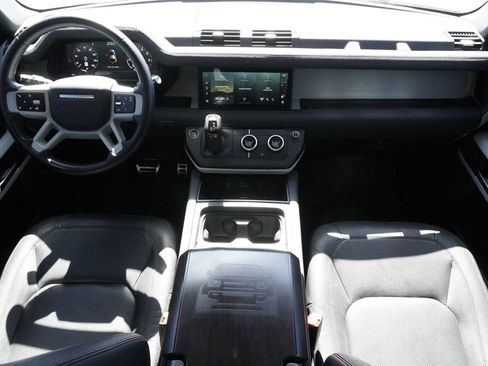 Used 2023 Land Rover Defender 110 S AWD/4WD image 9