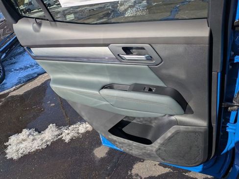 New 2026 GMC Terrain AT4 w/ Convenience Package III image 27