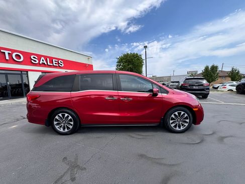 Used 2022 Honda Odyssey EX-L image 3