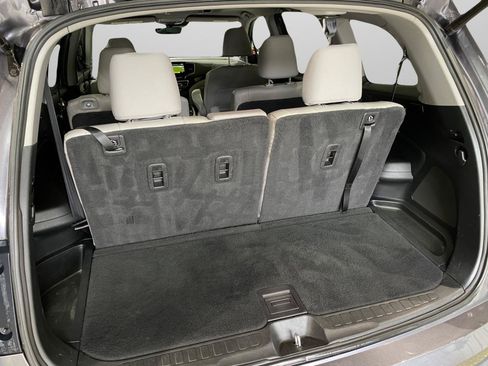 Used 2021 Honda Pilot Touring image 27