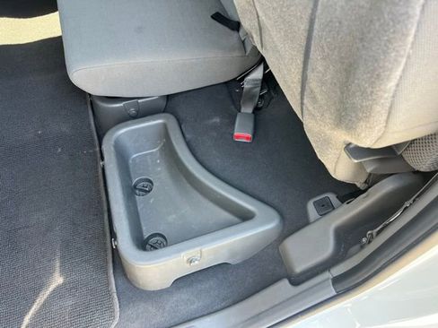 Used 2020 Nissan Frontier SV w/ Midnight Edition Floor Mats RWD image 34