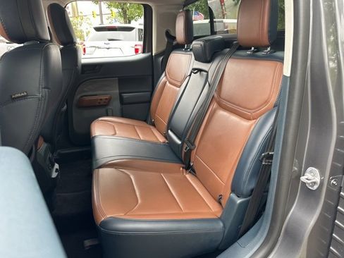 Used 2022 Ford Maverick Lariat w/ Lariat Luxury Package image 15