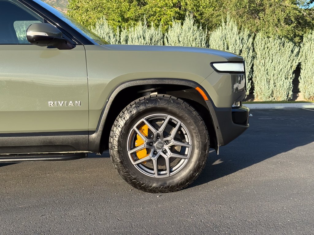 Used 2022 Rivian R1S Launch Edition Quad AWD/4WD image 6