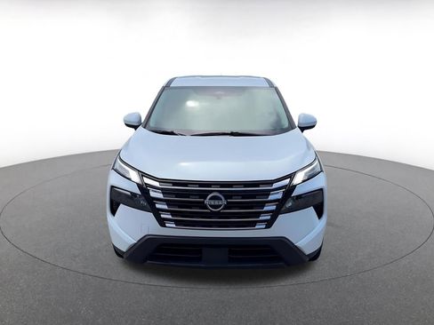 Used 2025 Nissan Rogue SV AWD/4WD image 3