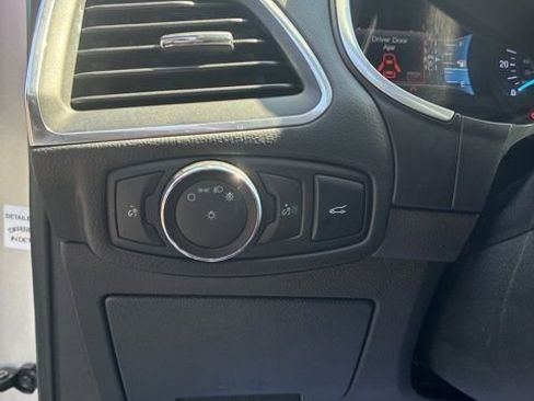 Used 2018 Ford Edge Sport w/ Equipment Group 401A AWD/4WD image 15