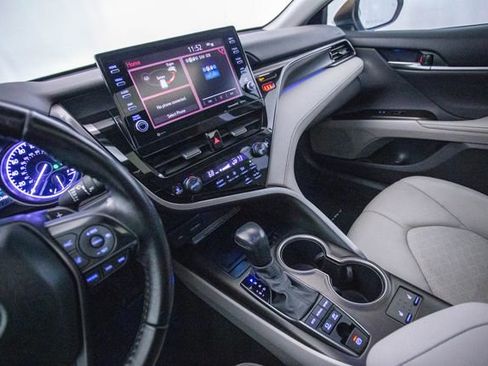 Used 2021 Toyota Camry XSE image 50