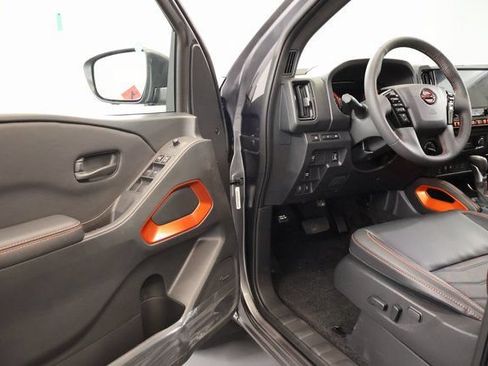 New 2026 Nissan Frontier PRO-4X w/ Pro Premium Package AWD/4WD image 8