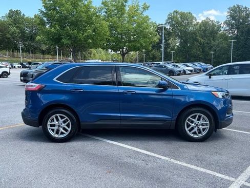 Used 2024 Ford Edge SEL AWD/4WD image 7