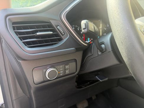 Used 2020 Ford Escape SE FWD image 22