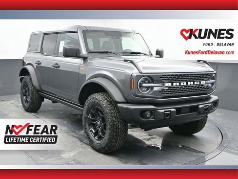 New 2026 Ford Bronco Badlands AWD/4WD image 1
