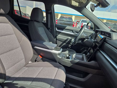 Used 2026 GMC Terrain Elevation w/ Black Edition image 27