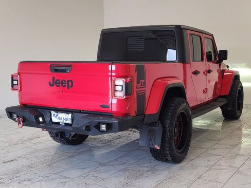 Used 2020 Jeep Gladiator Overland AWD/4WD image 5