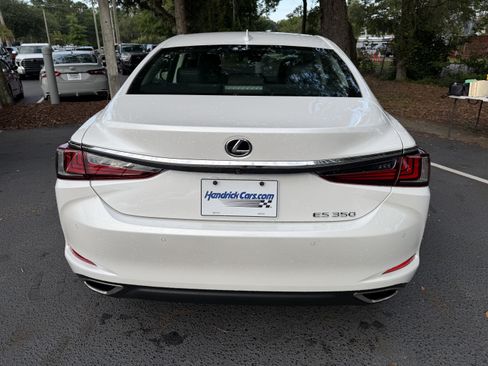 Used 2025 Lexus ES 350 w/ Premium Package FWD image 8