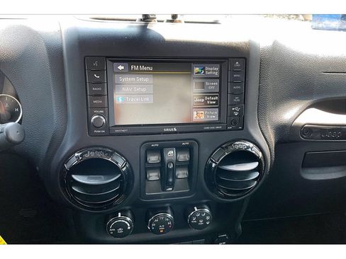 Used 2015 Jeep Wrangler Unlimited Sahara AWD/4WD image 25