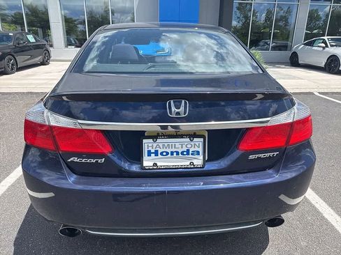 Used 2015 Honda Accord Sport image 5