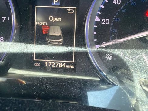 Used 2014 Toyota Highlander Limited AWD/4WD image 6