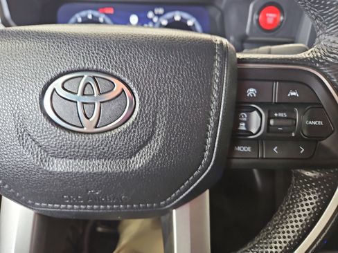 Used 2024 Toyota Tacoma TRD Off-Road AWD/4WD image 14
