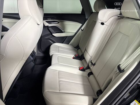 Used 2025 Audi Q5 Prestige AWD/4WD image 31