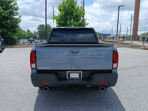 Certified 2025 Honda Ridgeline Sport image 5