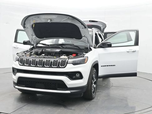 Used 2024 Jeep Compass Limited AWD/4WD image 32