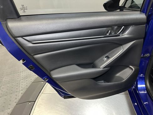 Used 2020 Honda Accord Sport image 30
