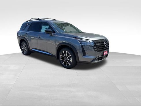 New 2026 Nissan Pathfinder Platinum AWD/4WD image 7