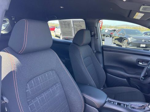 Certified 2024 Honda HR-V Sport image 28