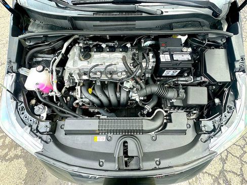 Used 2022 Toyota Corolla LE image 17
