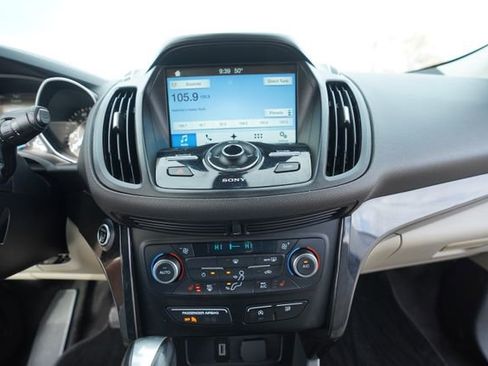 Used 2017 Ford Escape Titanium image 28