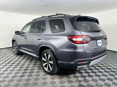 Certified 2023 Honda Pilot Elite image 4