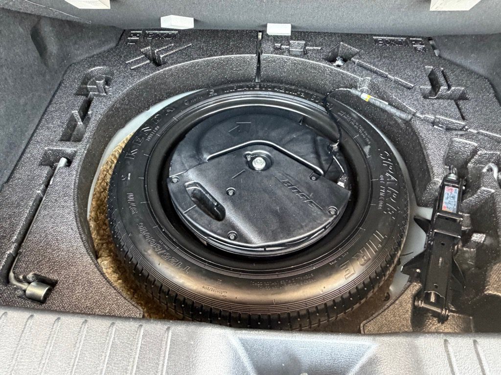 Used 2019 MAZDA MAZDA3 AWD Hatchback w/ Premium Pkg image 29
