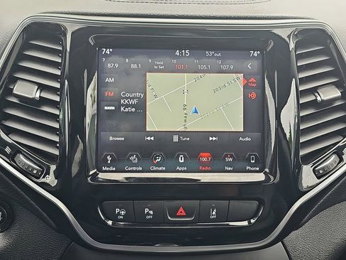 Used 2019 Jeep Cherokee Limited w/ Luxury Group AWD/4WD image 23