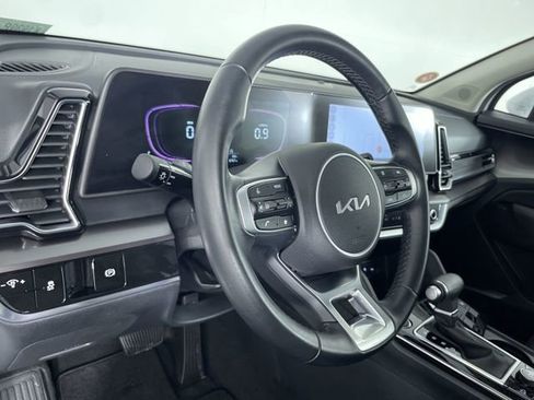 Used 2025 Kia Sportage EX image 27