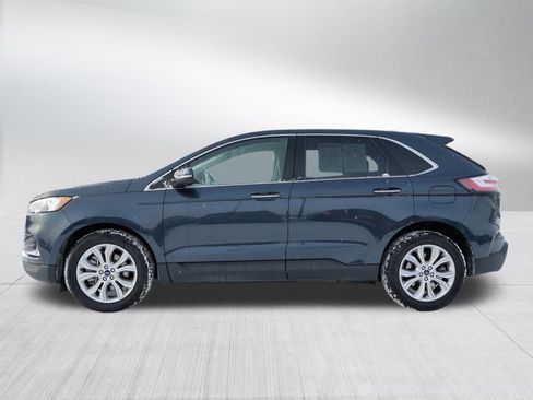 Used 2022 Ford Edge Titanium image 4