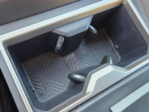 Used 2024 Toyota Tacoma TRD Sport image 24