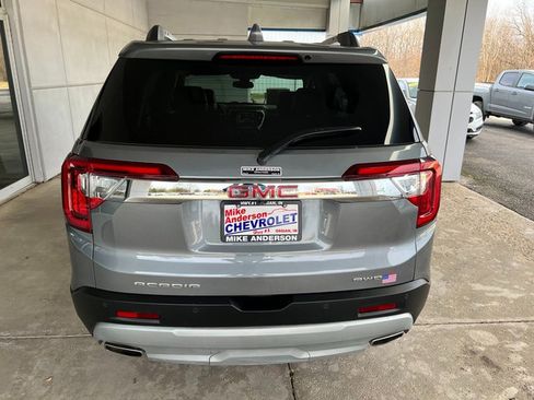 Used 2022 GMC Acadia SLT w/ LPO, Roadside Safety Package AWD/4WD image 8