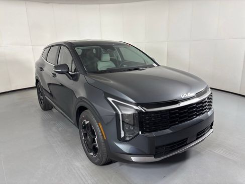 New 2026 Kia Sportage EX FWD image 2