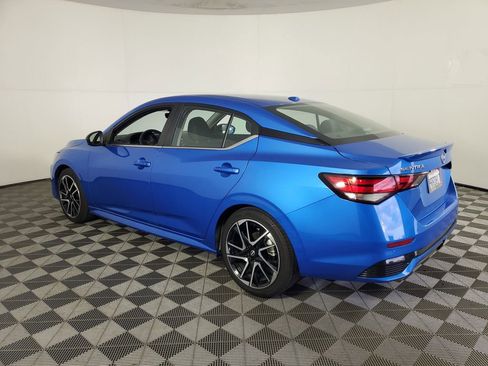 Used 2024 Nissan Sentra SR w/ Lighting Package image 6