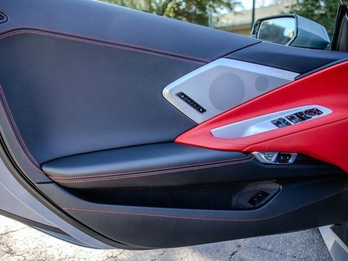 Used 2025 Chevrolet Corvette Stingray w/ Z51 Performance Package image 16