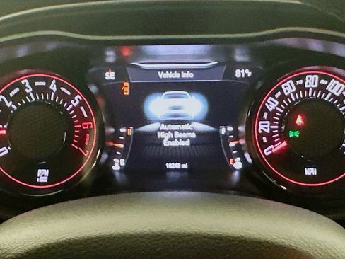 Used 2023 Dodge Challenger R/T w/ Plus Package image 2