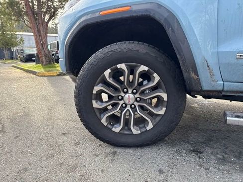 Used 2026 GMC Canyon Denali image 29