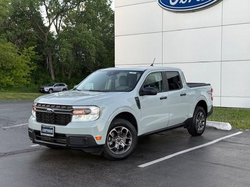 Certified 2022 Ford Maverick XLT w/ Equipment Group 300A Standard AWD/4WD image 2