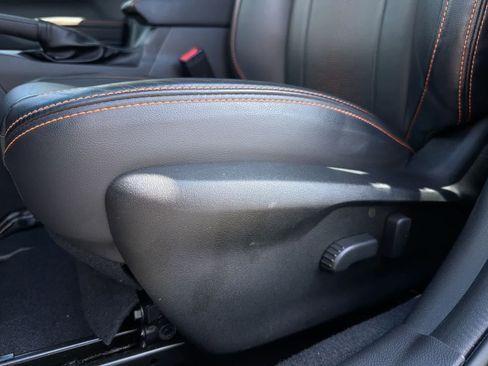 Certified 2023 Subaru Crosstrek 2.5i Limited AWD/4WD image 18