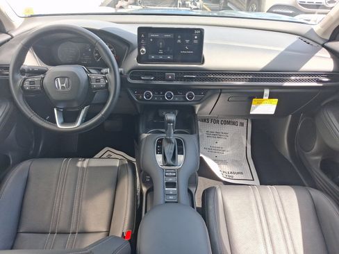 Used 2027 Honda HR-V EX-L image 12