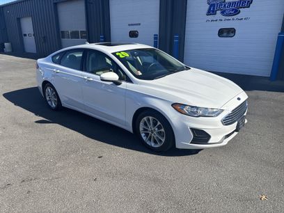 Used 2020 Ford Fusion SE