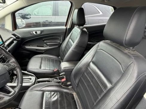 Used 2018 Ford EcoSport Titanium FWD image 6