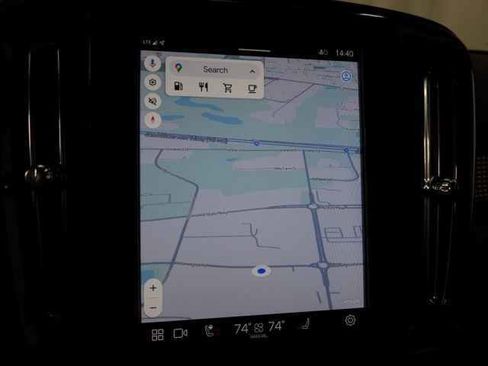 Certified 2025 Volvo XC40 B5 Plus image 25