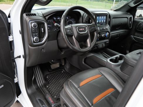 Certified 2021 GMC Sierra 1500 AT4 w/ AT4 Premium Package AWD/4WD image 20